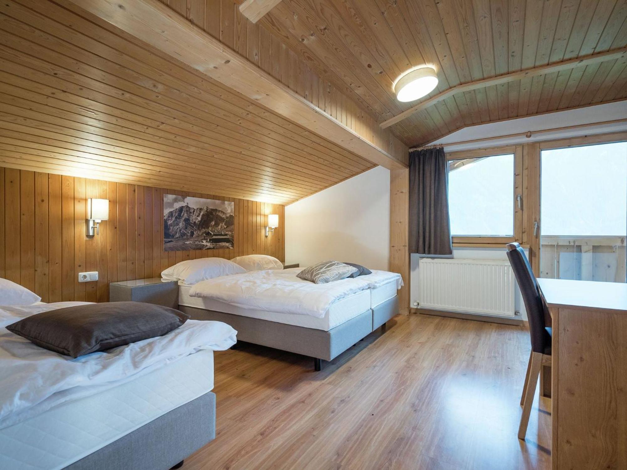 Chalet In Koenigsleiten Near Ski Area With Sauna Кьонигслайтен Екстериор снимка