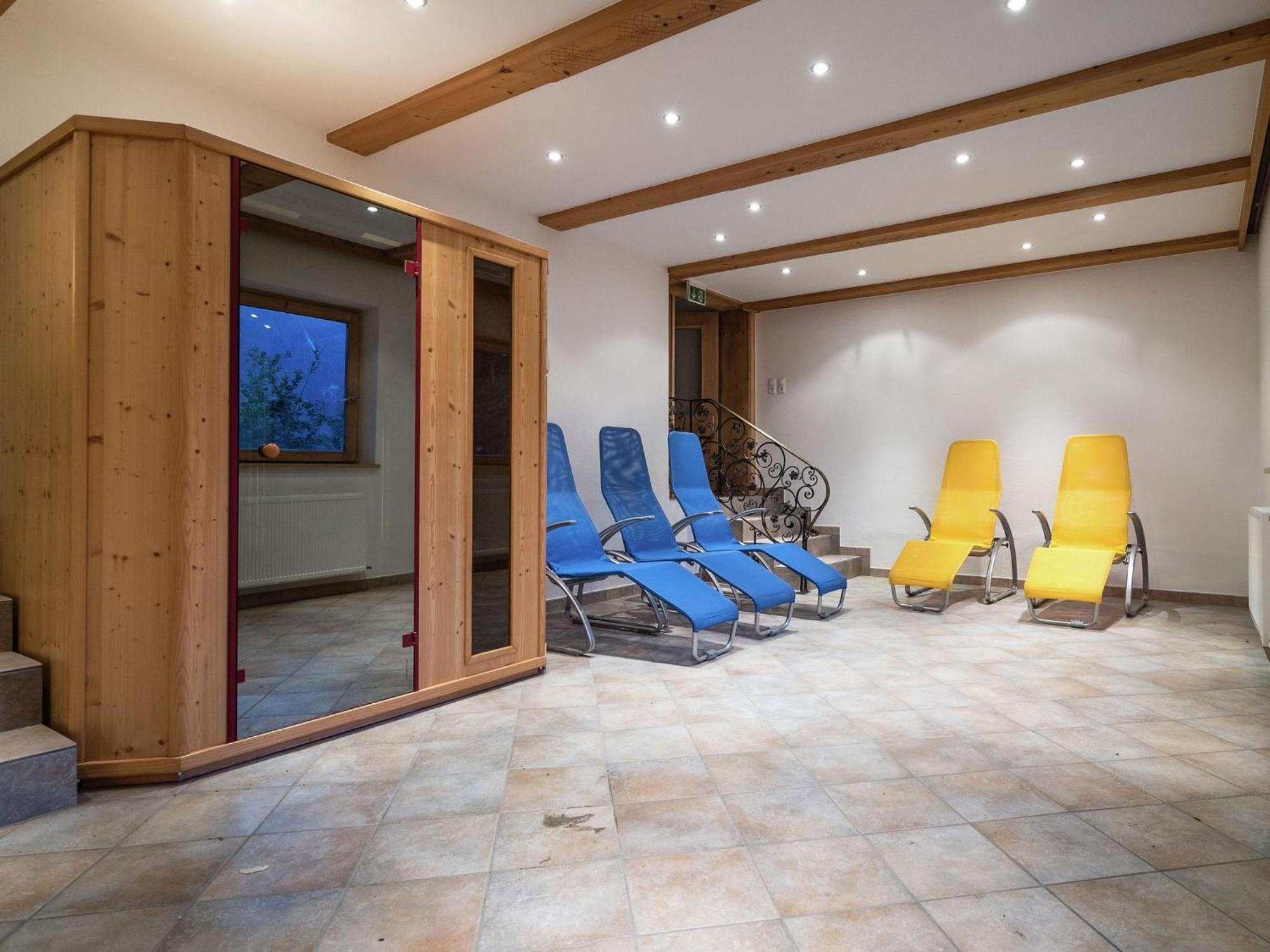 Chalet In Koenigsleiten Near Ski Area With Sauna Кьонигслайтен Екстериор снимка