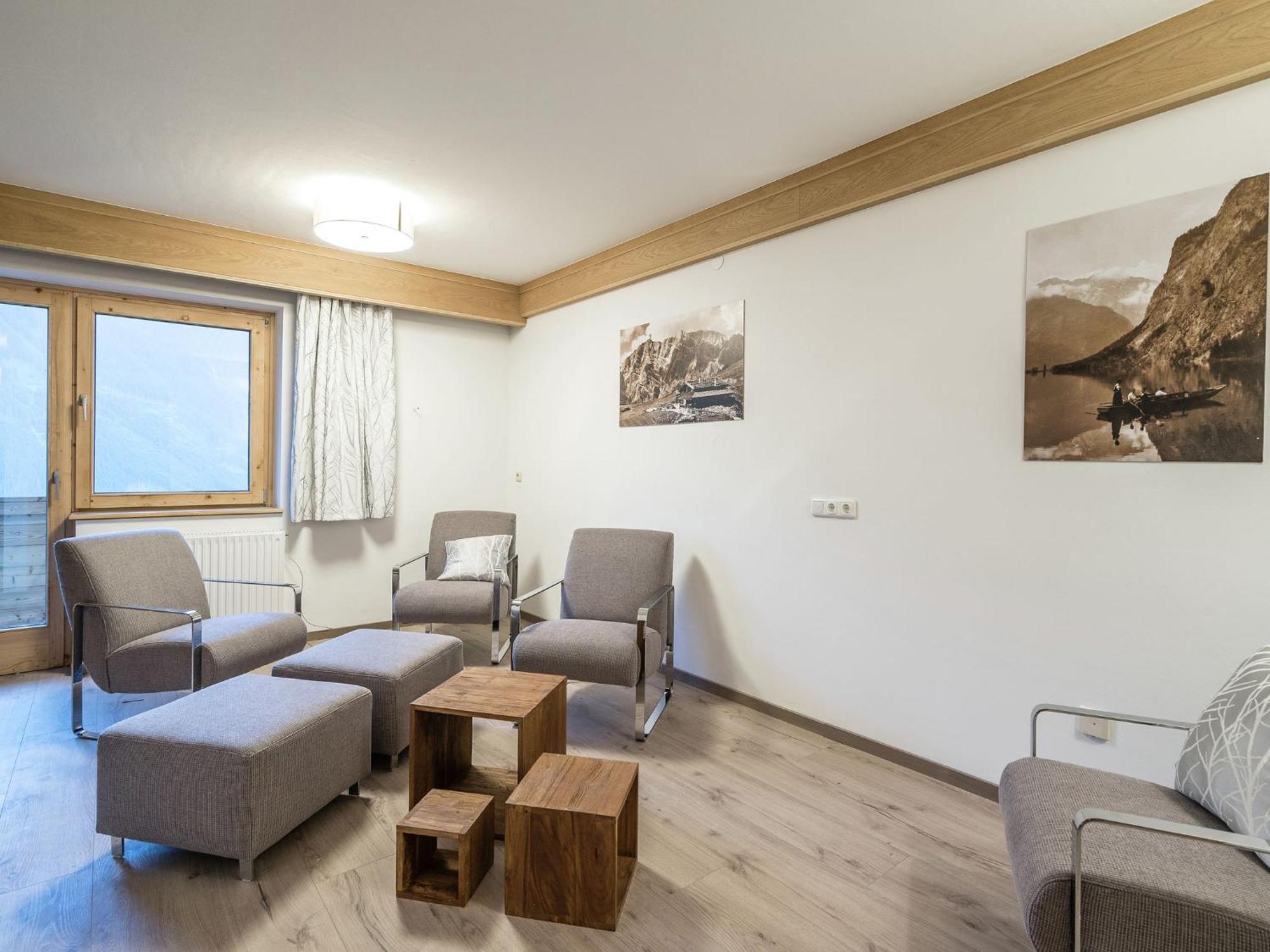 Chalet In Koenigsleiten Near Ski Area With Sauna Кьонигслайтен Екстериор снимка